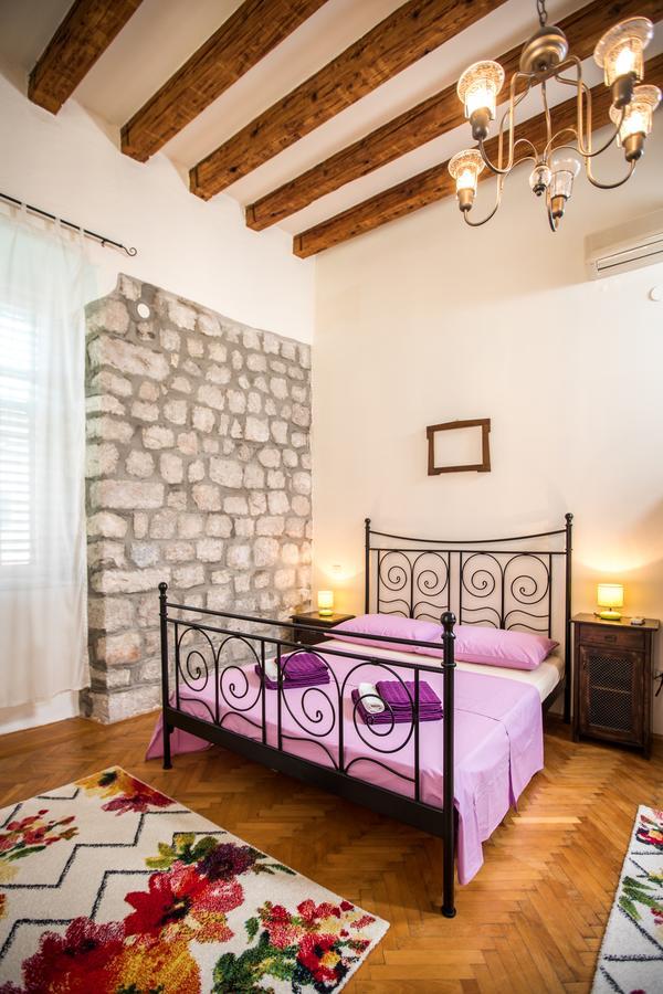 Old Palace Apartment دوبروفينك المظهر الخارجي الصورة