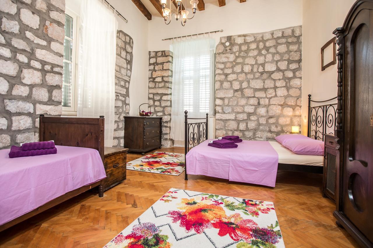 Old Palace Apartment دوبروفينك المظهر الخارجي الصورة